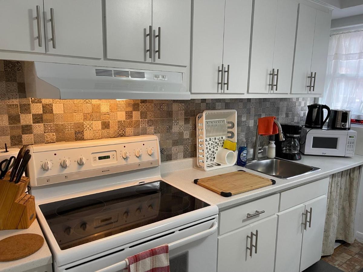 Apartamento Free Parking In Beautiful Lachine Montreal