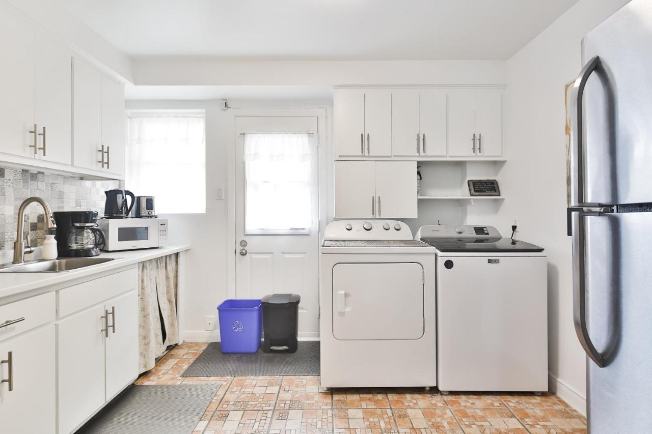 Apartamento Free Parking In Beautiful Lachine Montreal